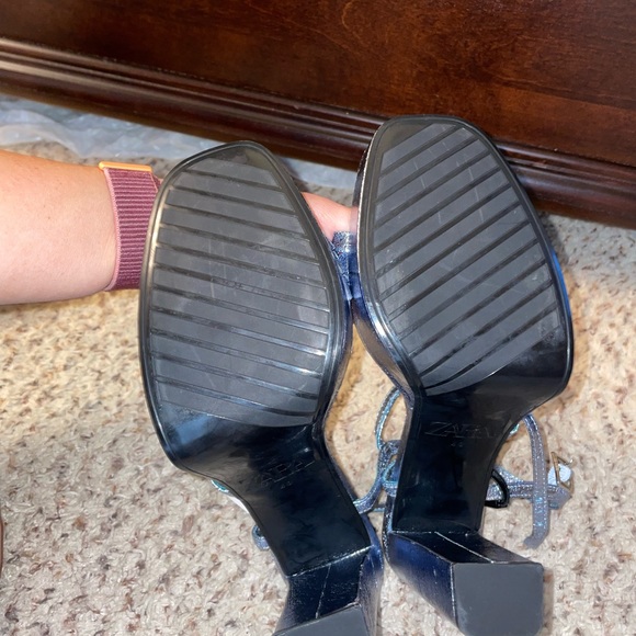 🆕Zara Sandal🆕 - Picture 4 of 5